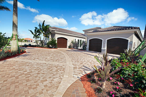 Best Driveway Paving Contractor  in Tanglewilde, WA